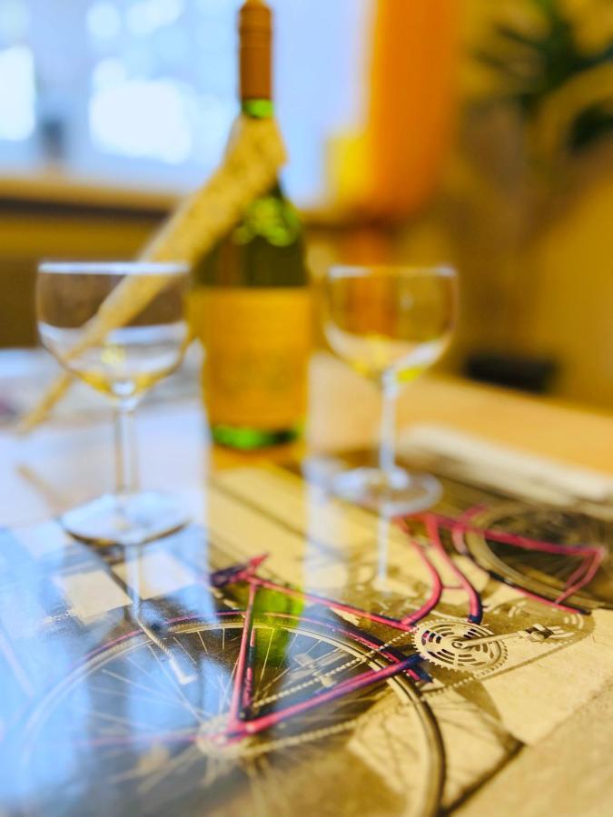 Апартаменты Apartament Rowerlovy Валбжих Экстерьер фото